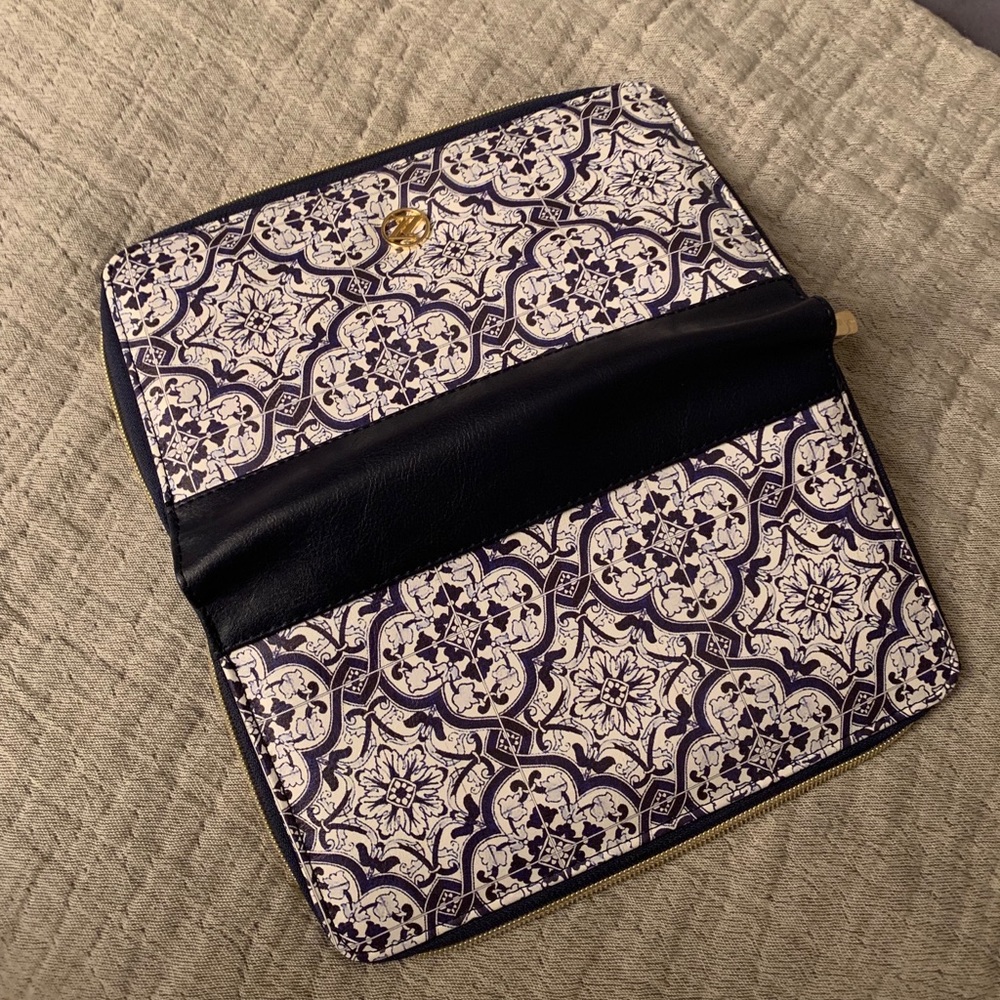 Wallet - Picture 3 of 4